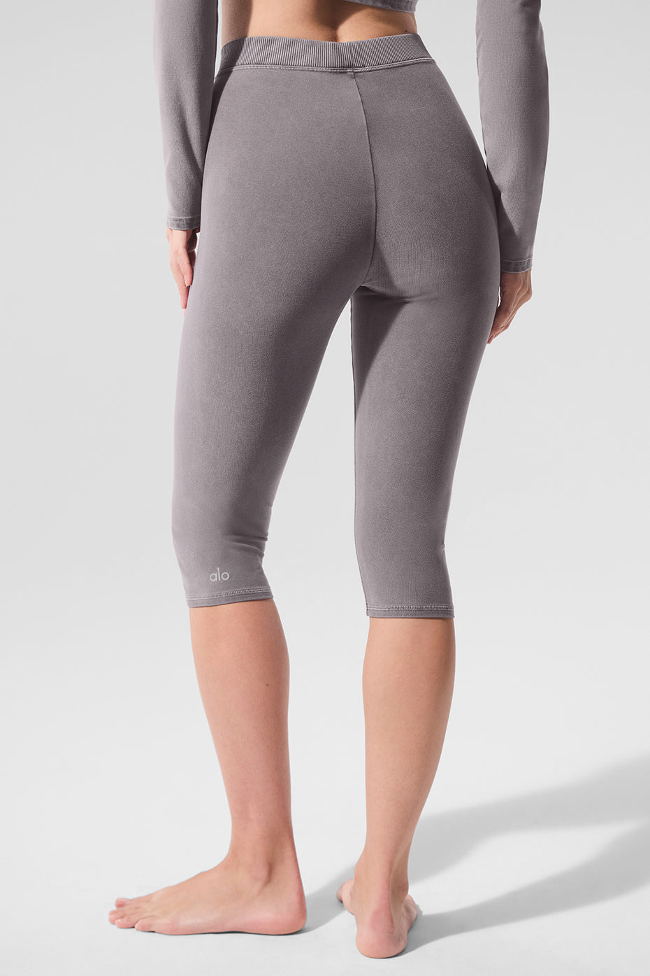 Alo Yoga Women'S Alosoft High-Waist Iconic 90'S Capri