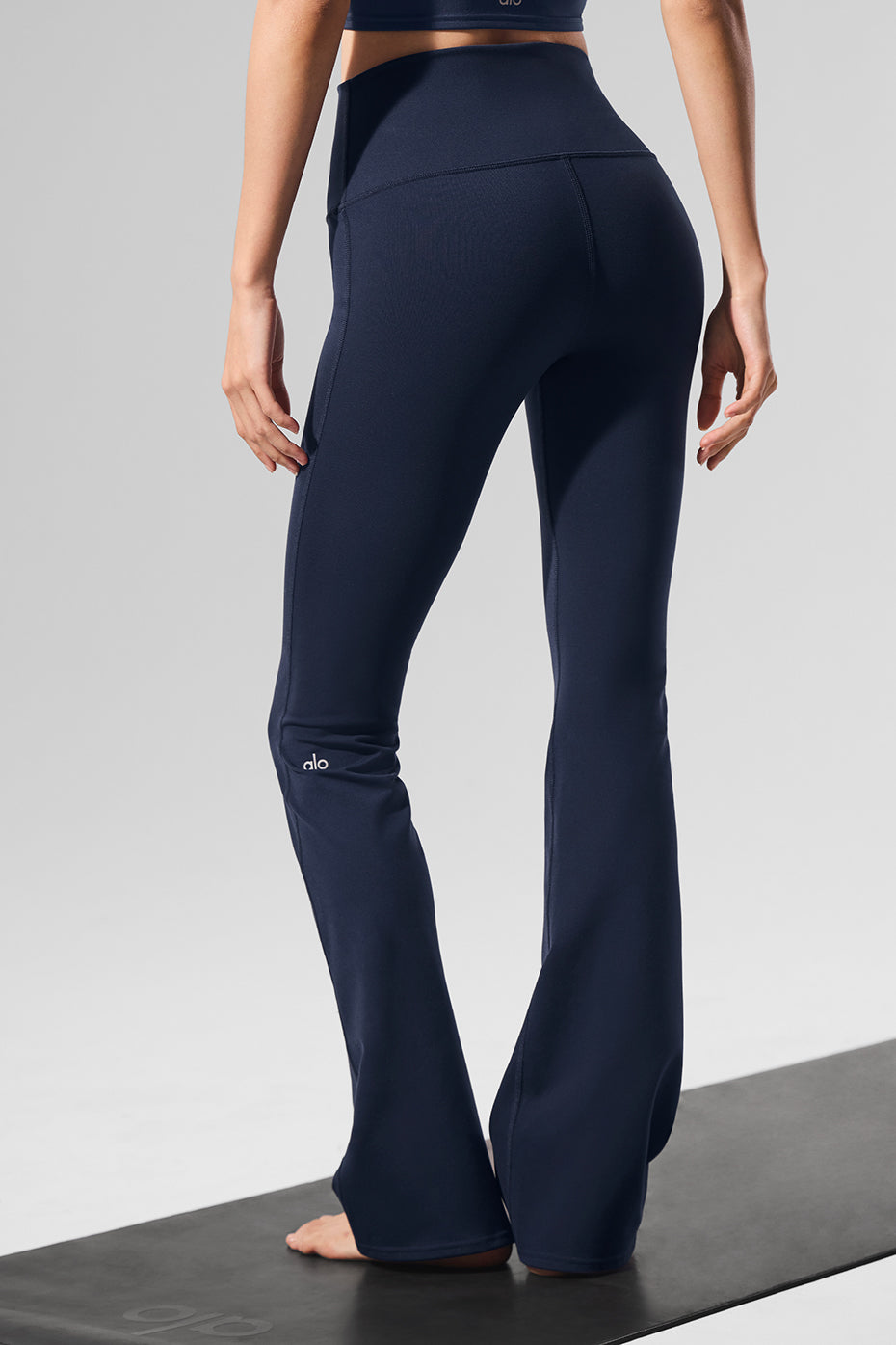 #color_navy