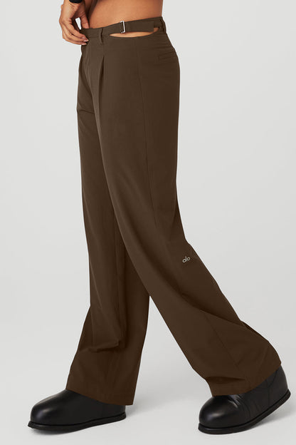 Alo Yoga Women'S Mid-Rise Showdown Trouser