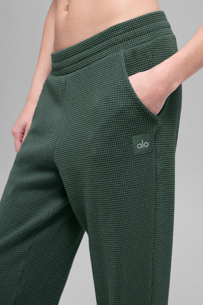 Alo Yoga Women'S Waffle Weekend Escape Jogger