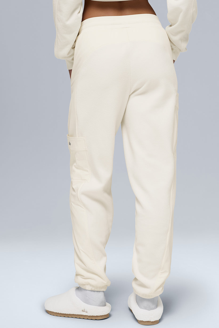 #color_ivory