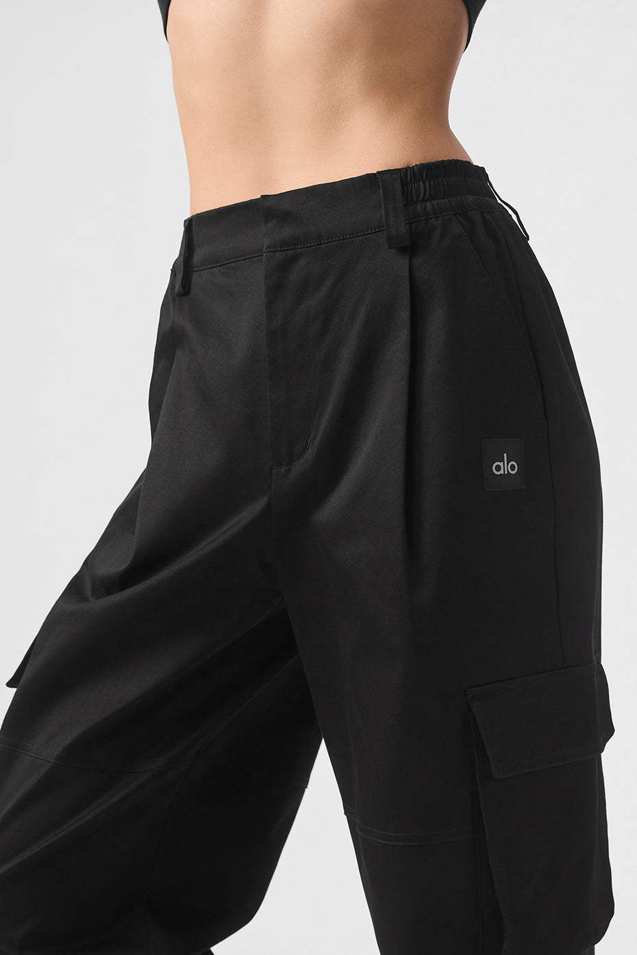 Alo Yoga Women'S High-Waist Night Out Cargo Trouser