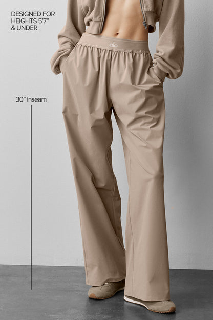 Alo Yoga Women'S Suit Up Trouser (Regular)