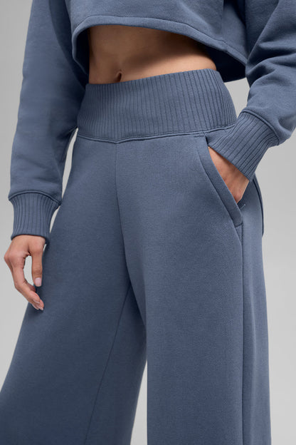 Alo Yoga Women'S Serenity Wide Leg Sweatpant