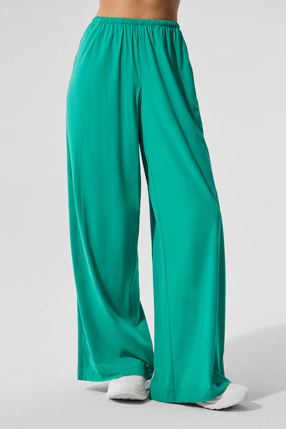Alo Yoga Breezy Wide Leg Pant (Long)