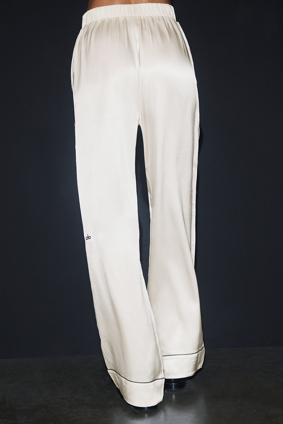 Alo Yoga Women'S Courchevel Silk Pant