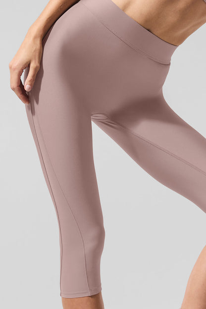 Alo Yoga Women'S Airlift Mesh High-Waist Just Right Capri
