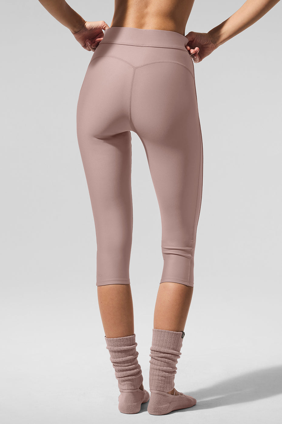 #color_taupe