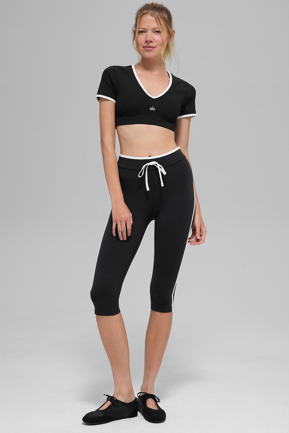 Alo Yoga Women'S Airbrush High-Waist Race Pace Capri