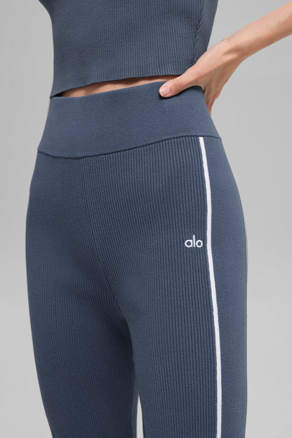 Alo Yoga Women'S Ribbed Sweater Knit Highline Flare Pant