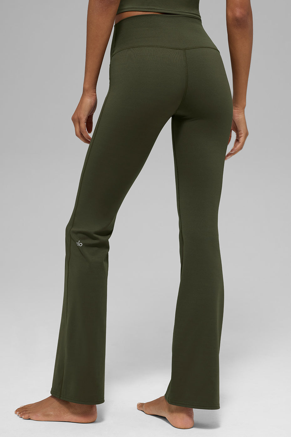 #color_green-olive