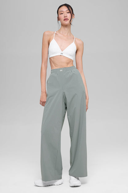 Alo Yoga Women'S Pinstripe Daylight Boxer Pant (Regular)