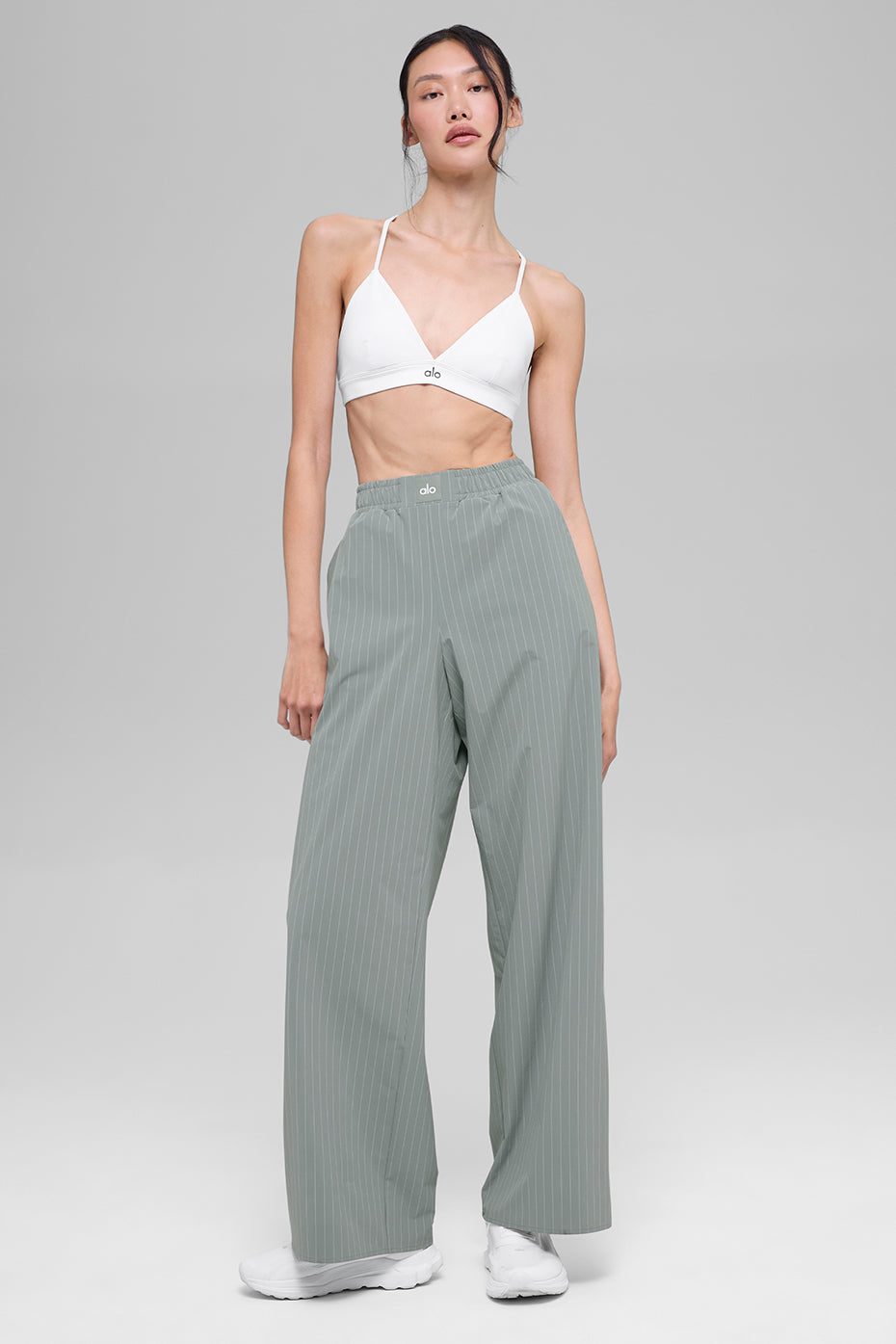 Alo Yoga Women'S Pinstripe Daylight Boxer Pant (Regular)