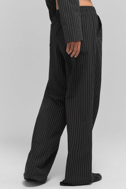 Alo Yoga Women'S Pinstripe Daylight Boxer Pant (Long)