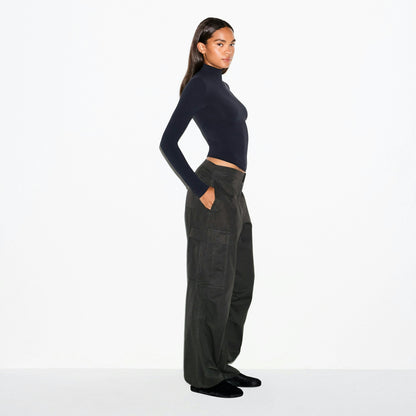 Skims Outdoor Woven Oversized Cargo Pant Onyx