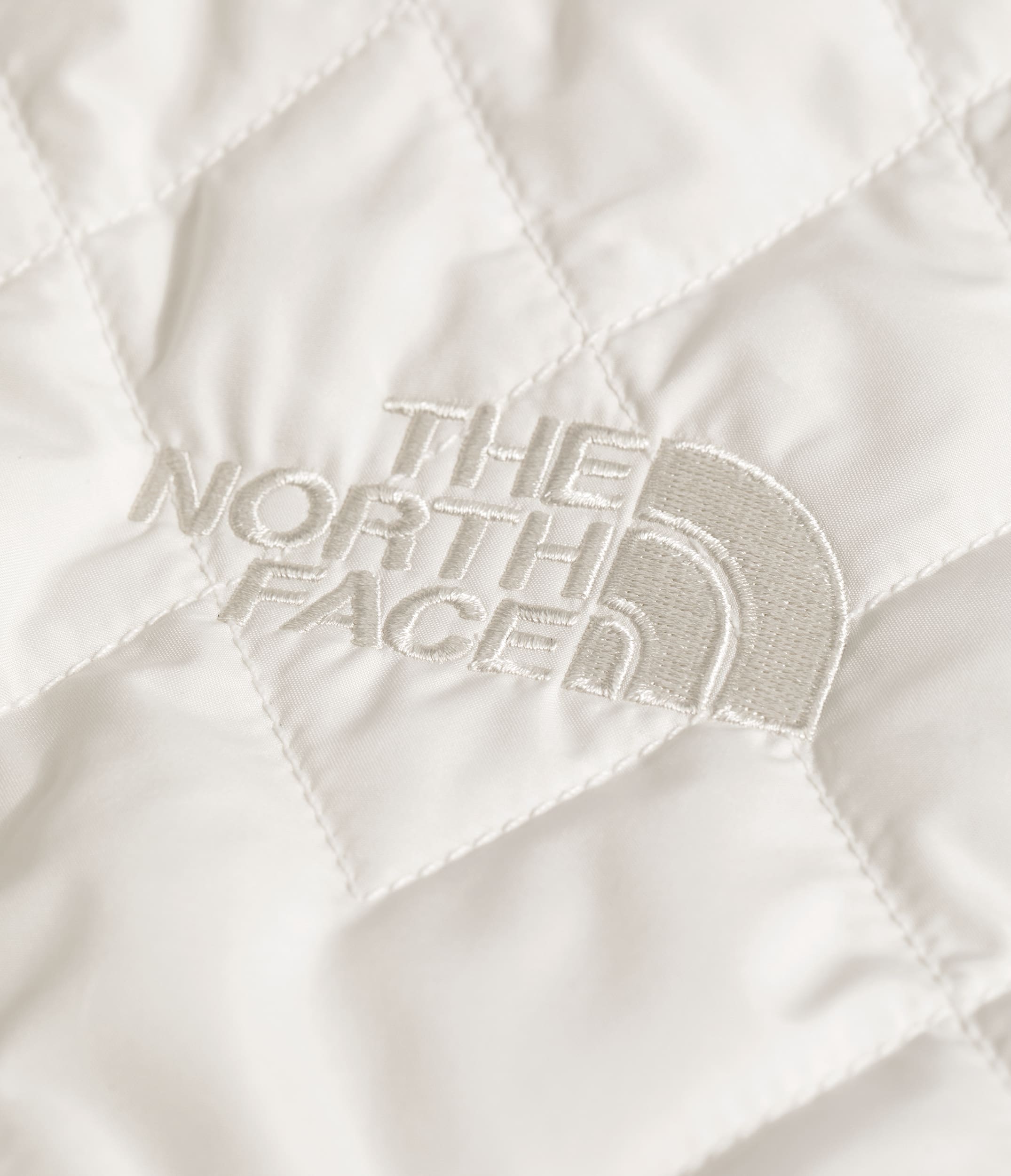 The North Face Women’s Diamond Peak Insulated Jacket White Dune