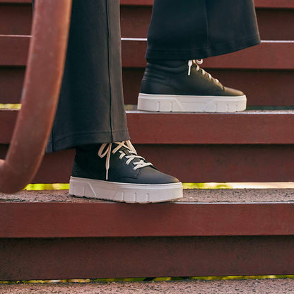 Timberland Women'S Laurel Court High Top Lace-Up Sneaker Black Full-Grain