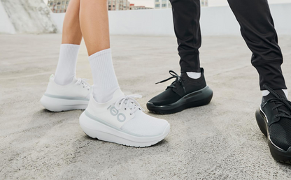 Oofos Women's Lace-Up Shoe White
