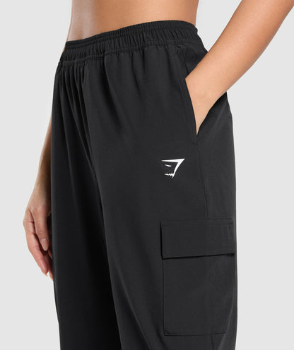 Women's Gymshark Woven Cargo Pant Black