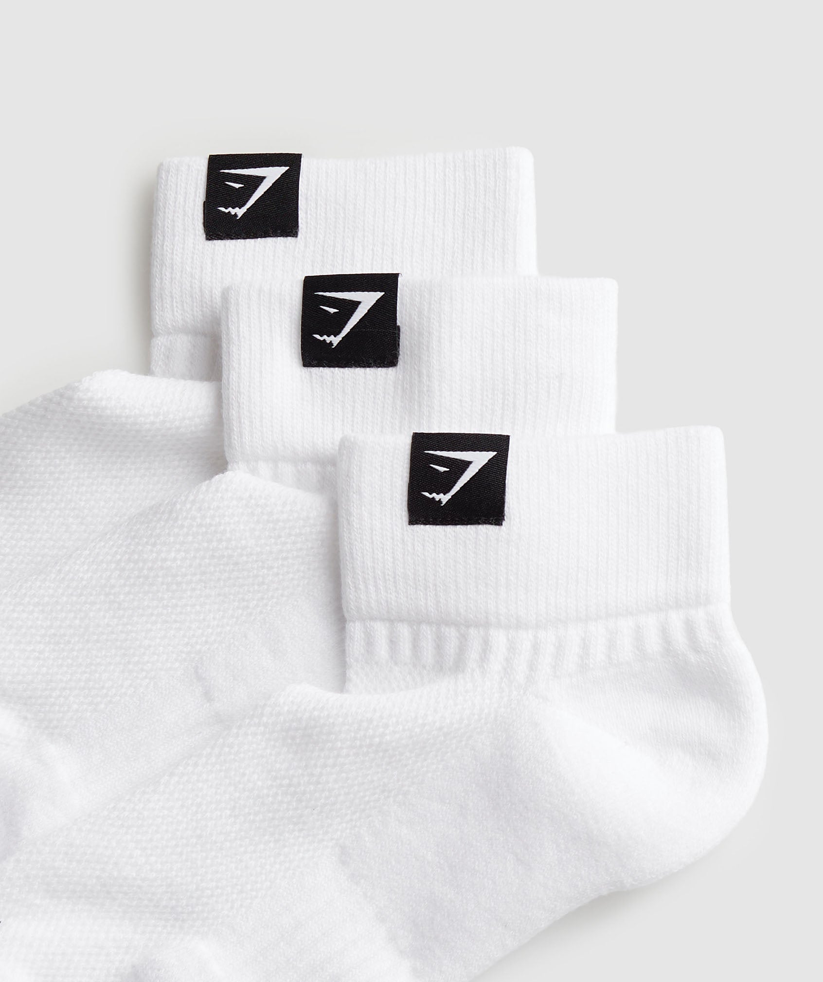 Gymshark Woven Tab Quarter Socks 3Pk White