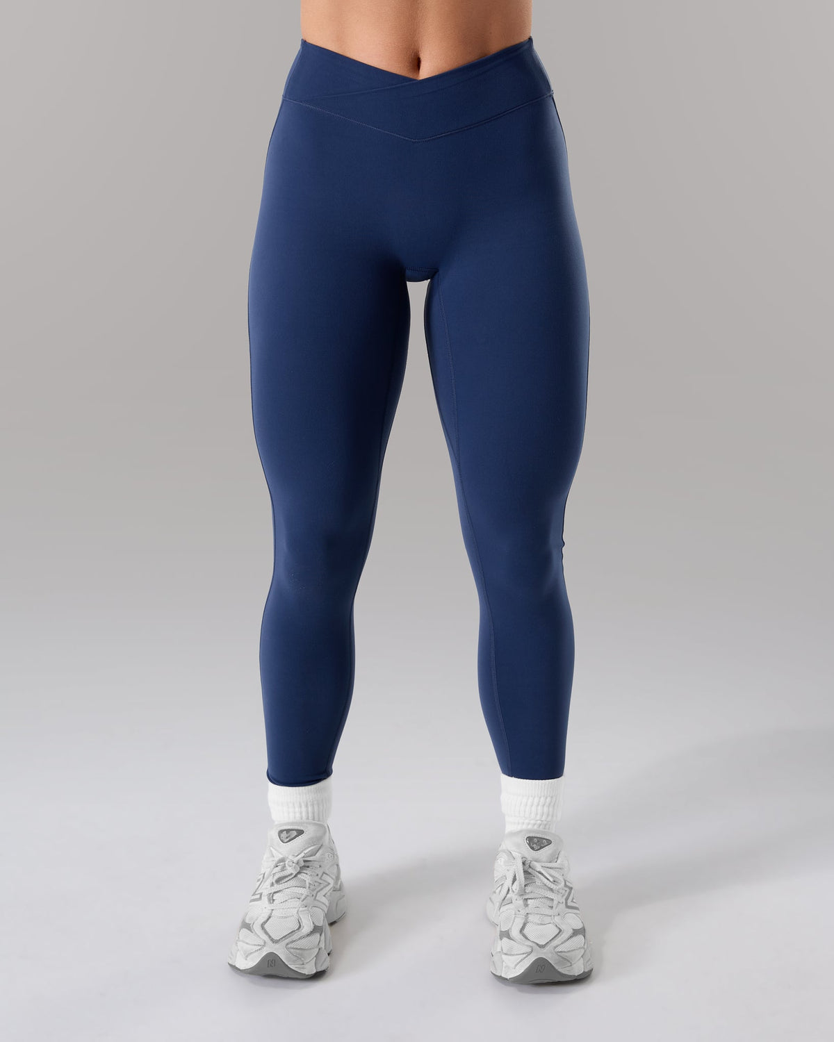 Alphalete Women's Wrap Mid Rise Legging