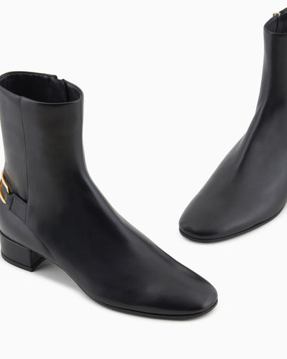 Emporio Armani Nappa-Leather Ankle Boots With An Eagle Plate Black