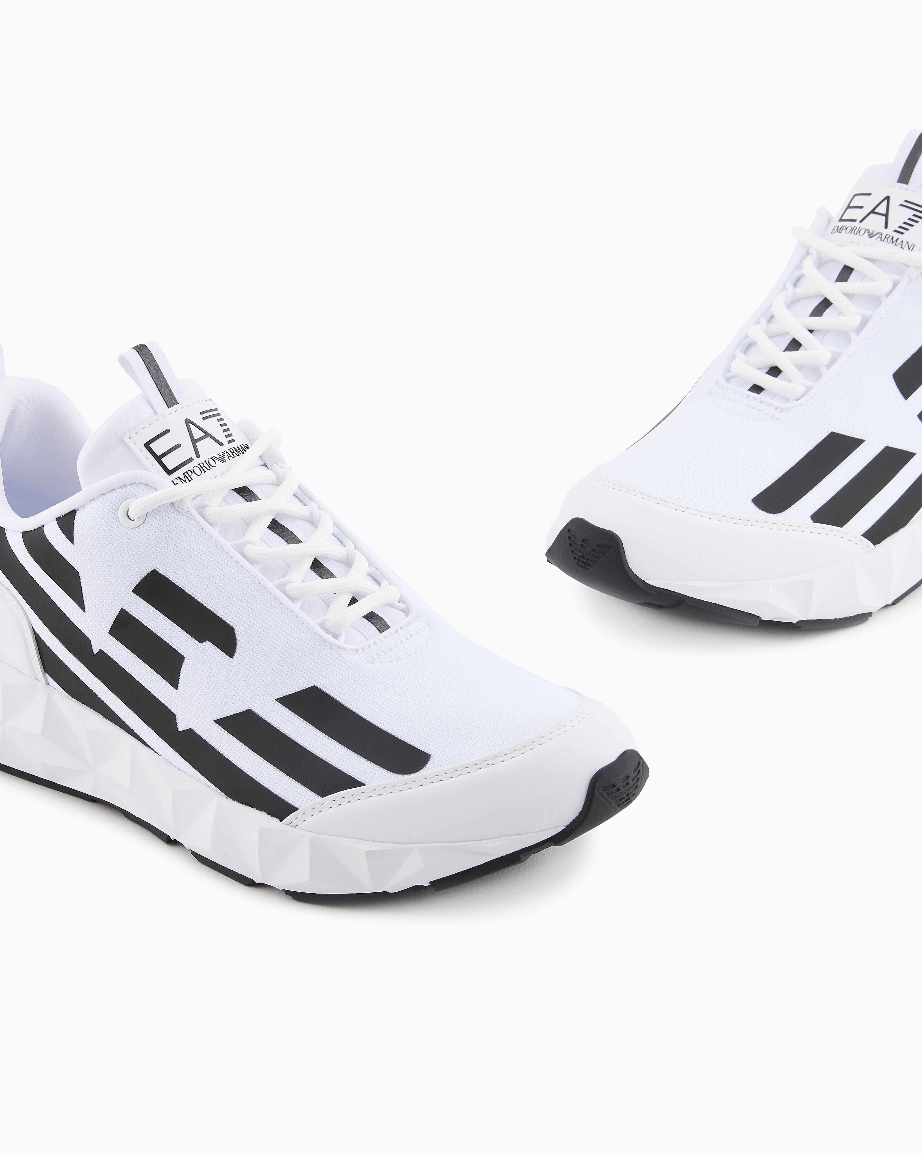 Ea7 Running Sneaker With Ultralight Sole Ultimate C2 Kombat New White
