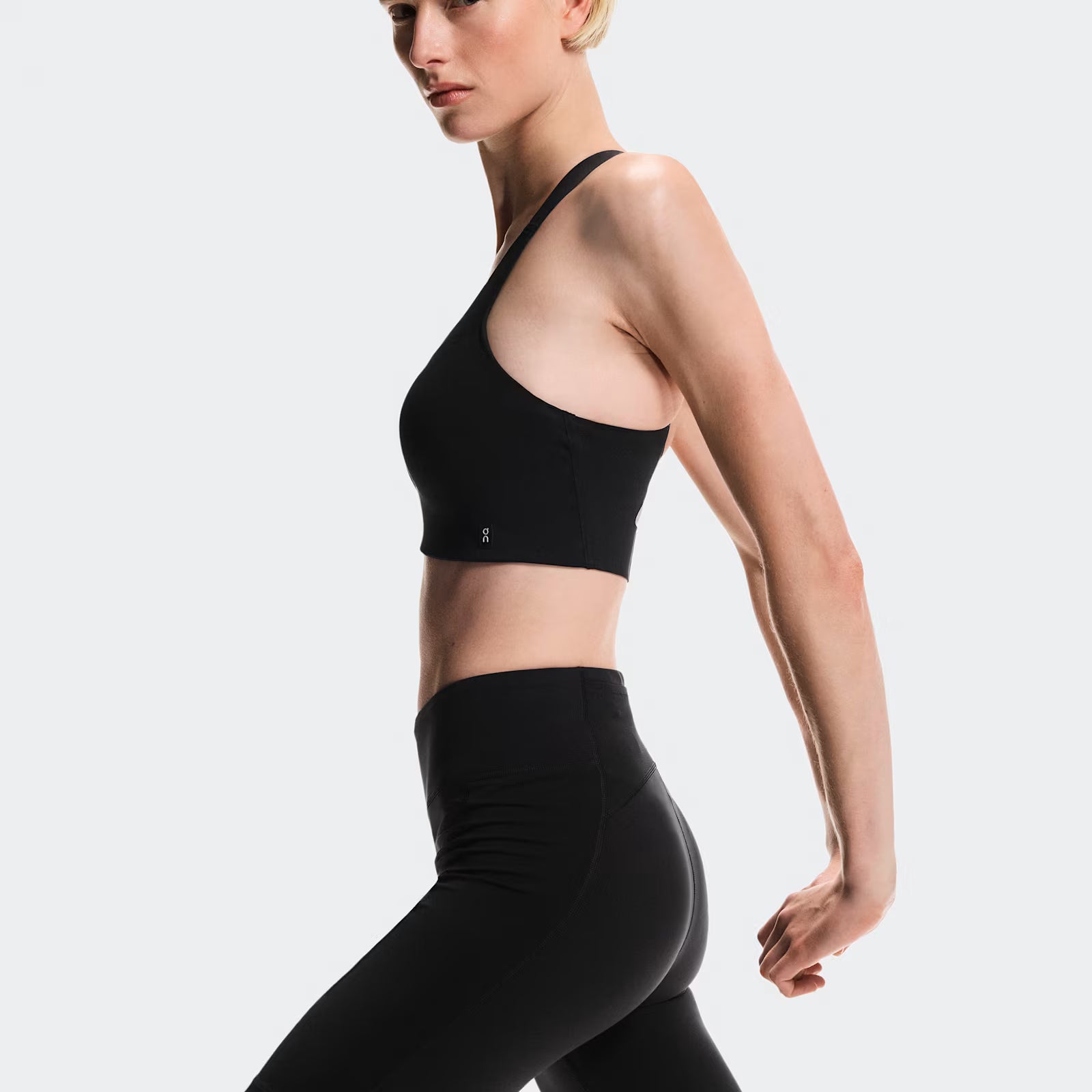 On 8" Performance Tights Black (Women'S)