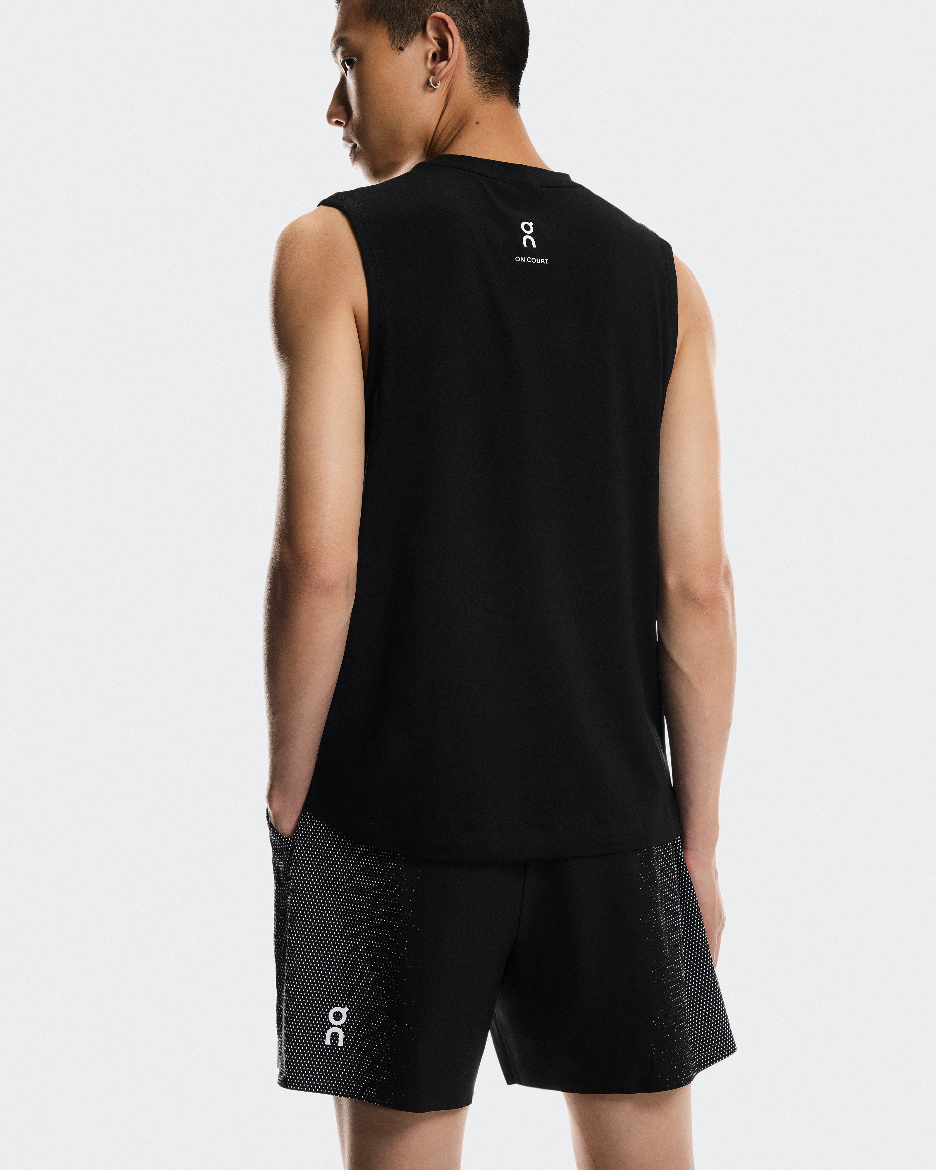 On Court Shorts Black | Dim