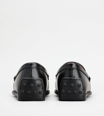 Tods City Gommino Driving Shoes In Leather Black Womens