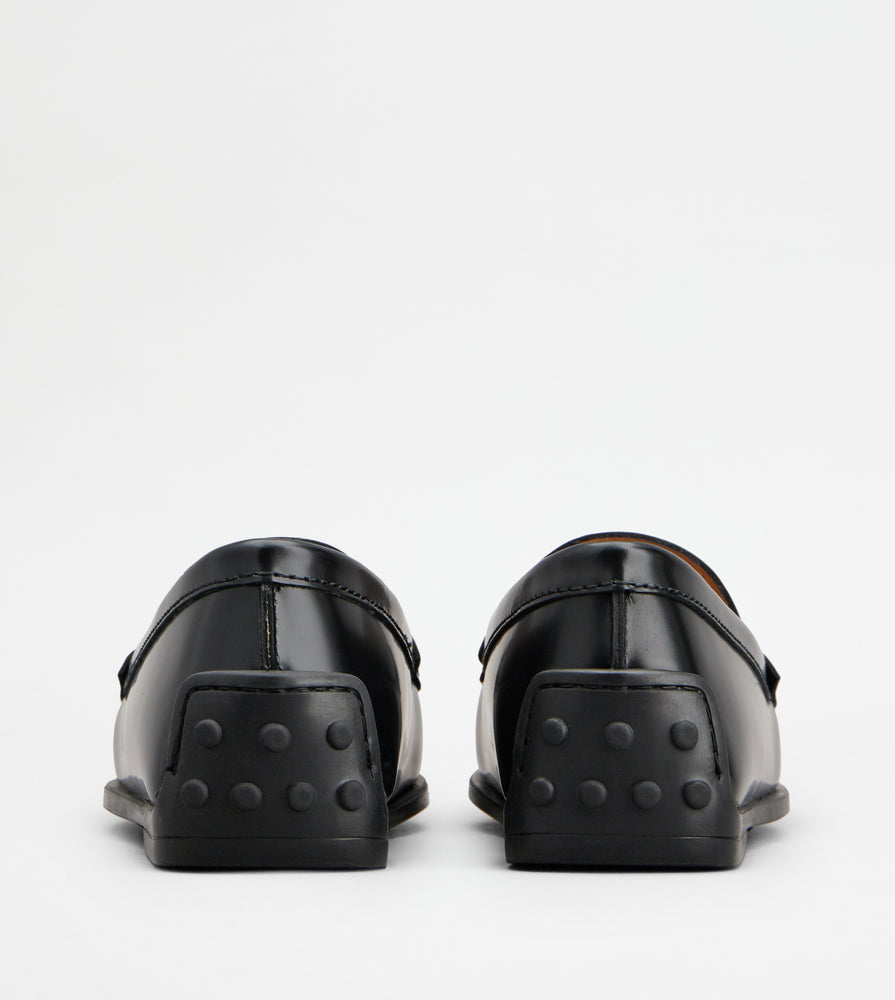 Tods City Gommino Driving Shoes In Leather Black Womens