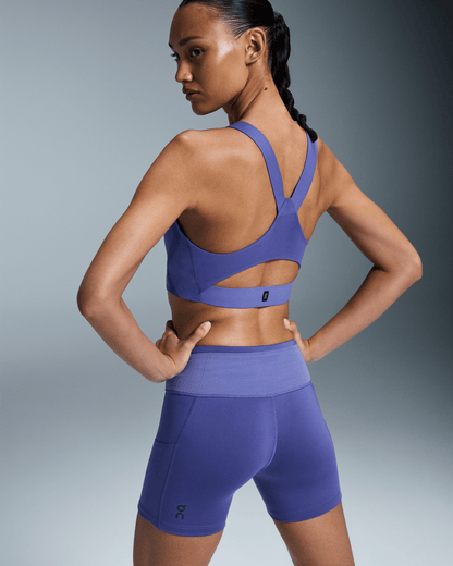 on performance short tights Iris (Women's)