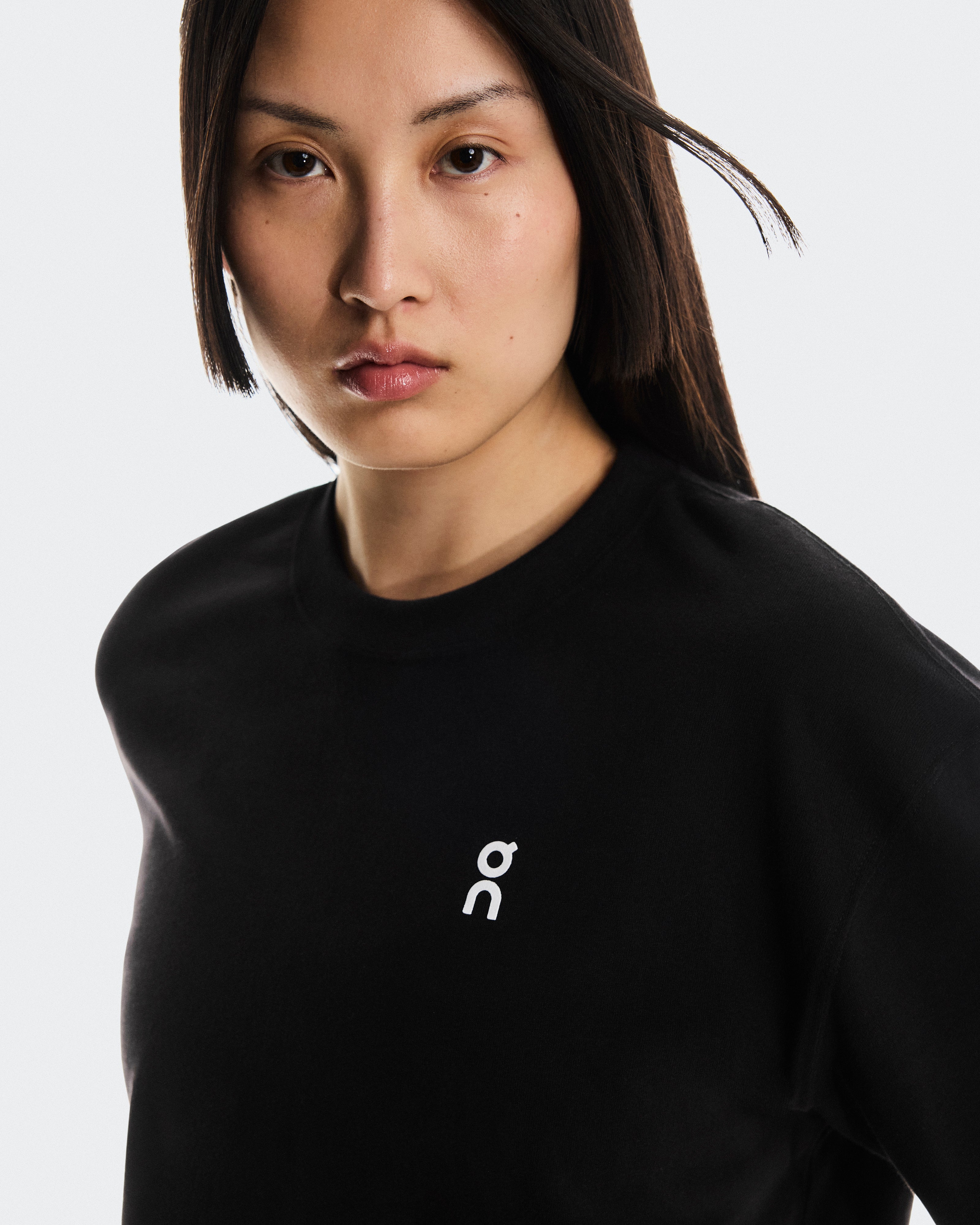 On Club T Graphic Black | Olive (Women'S)