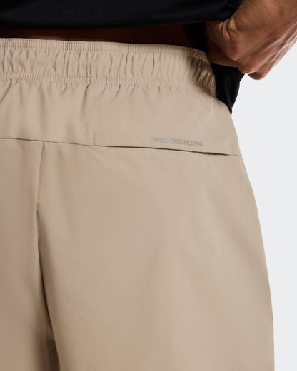 On 5" Core Shorts Desert