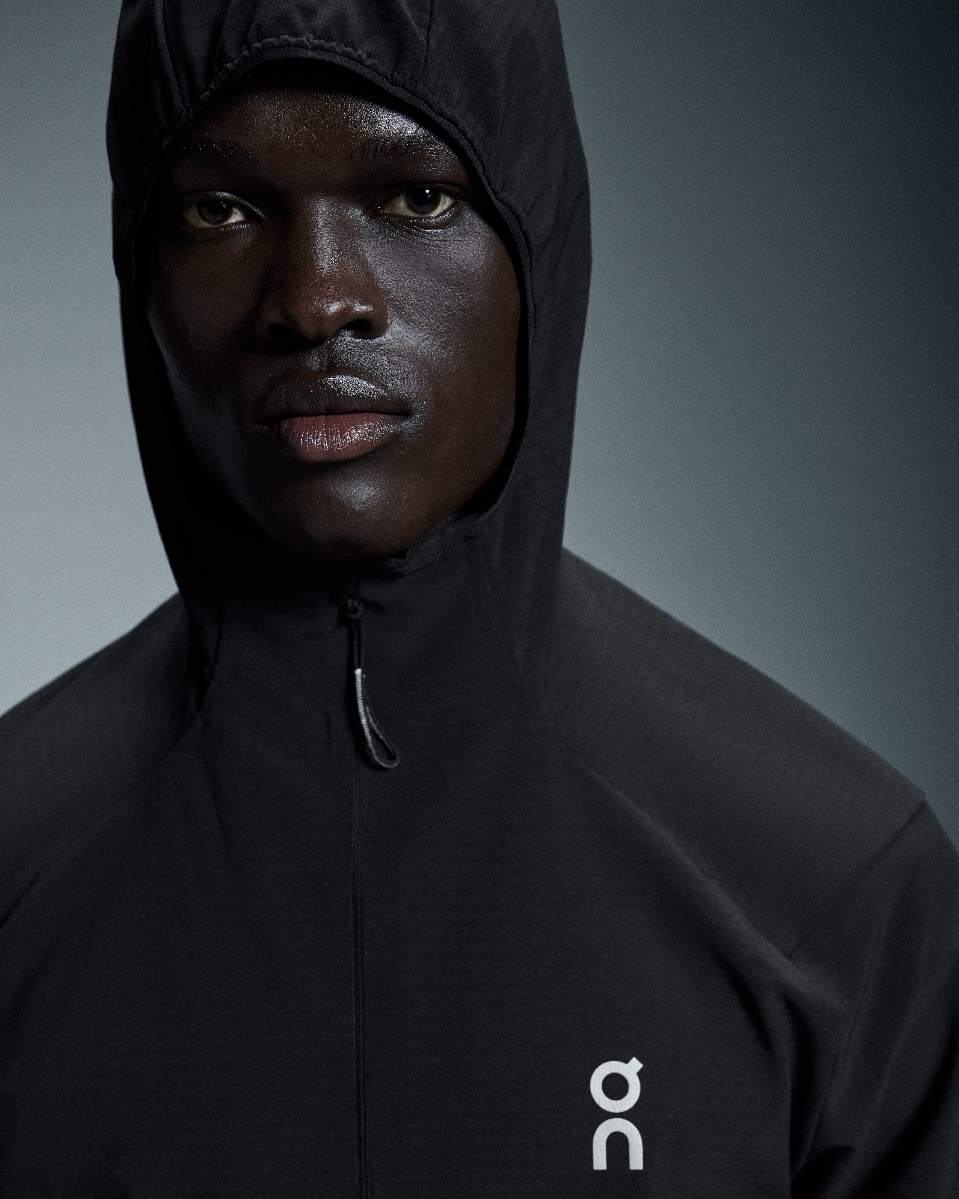 On Pace Hoodie Black