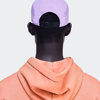 On Lightweight Cap Bloom