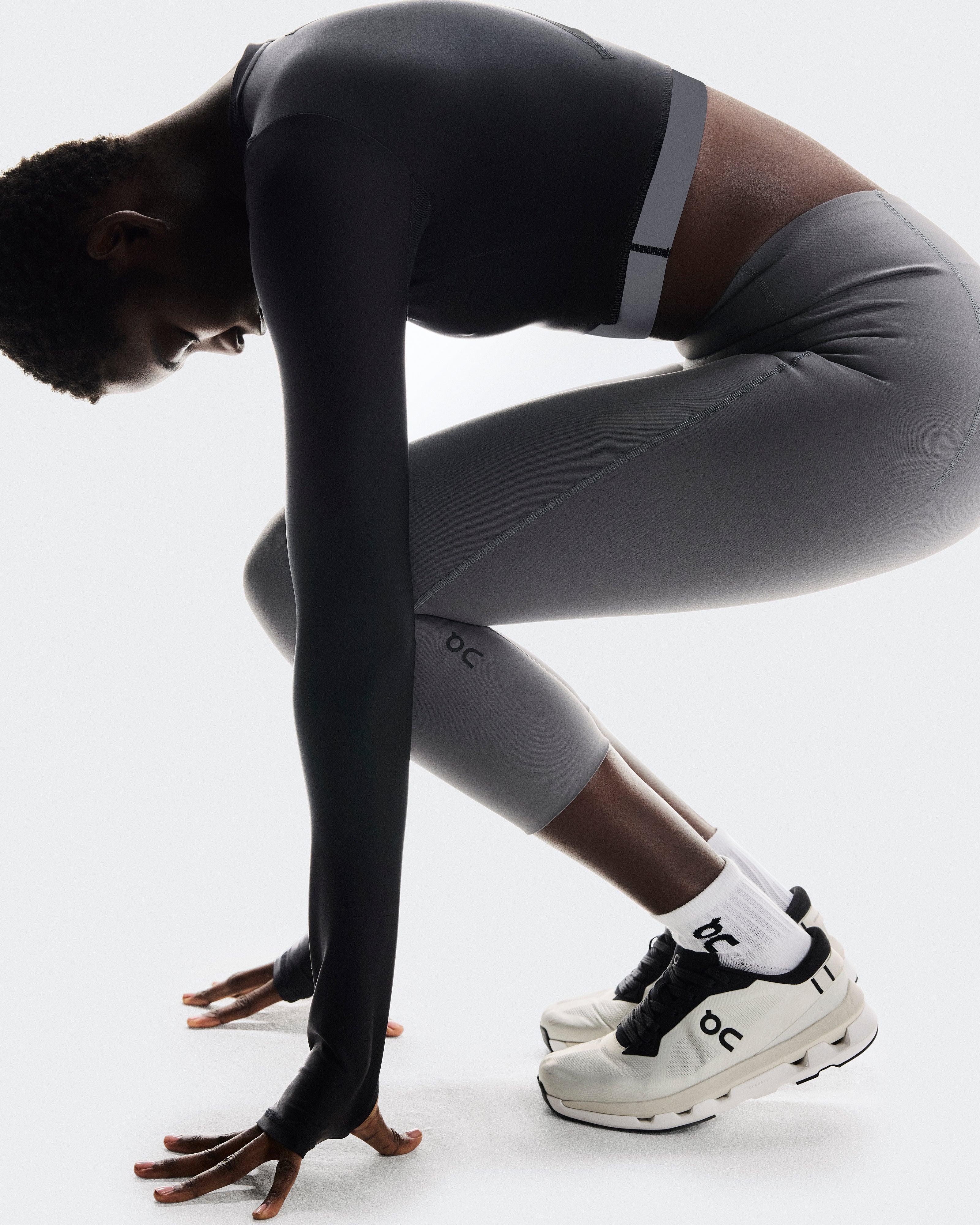 On Train Long Sleeve Crop Black (Women'S)