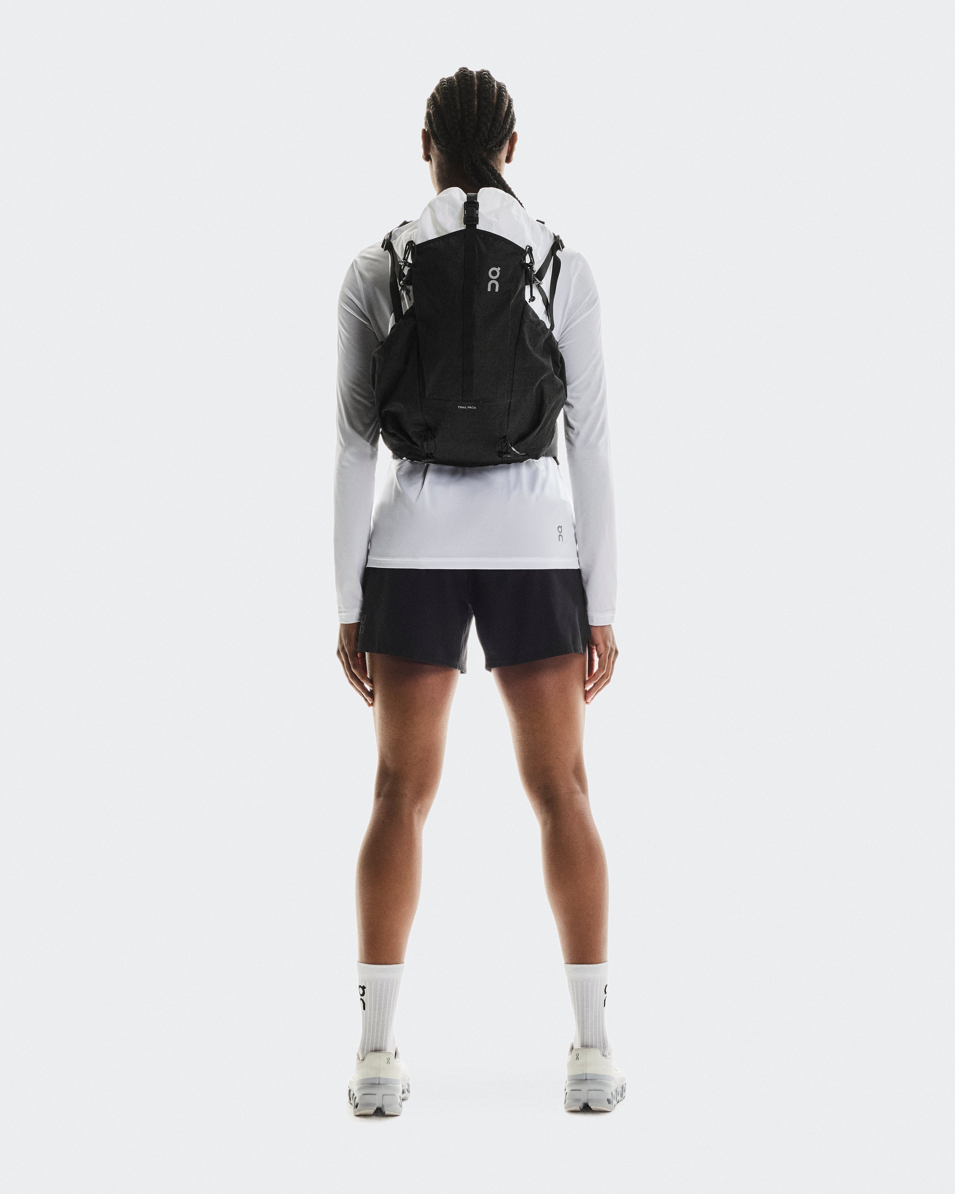 On Trail Pack 20L White | Black