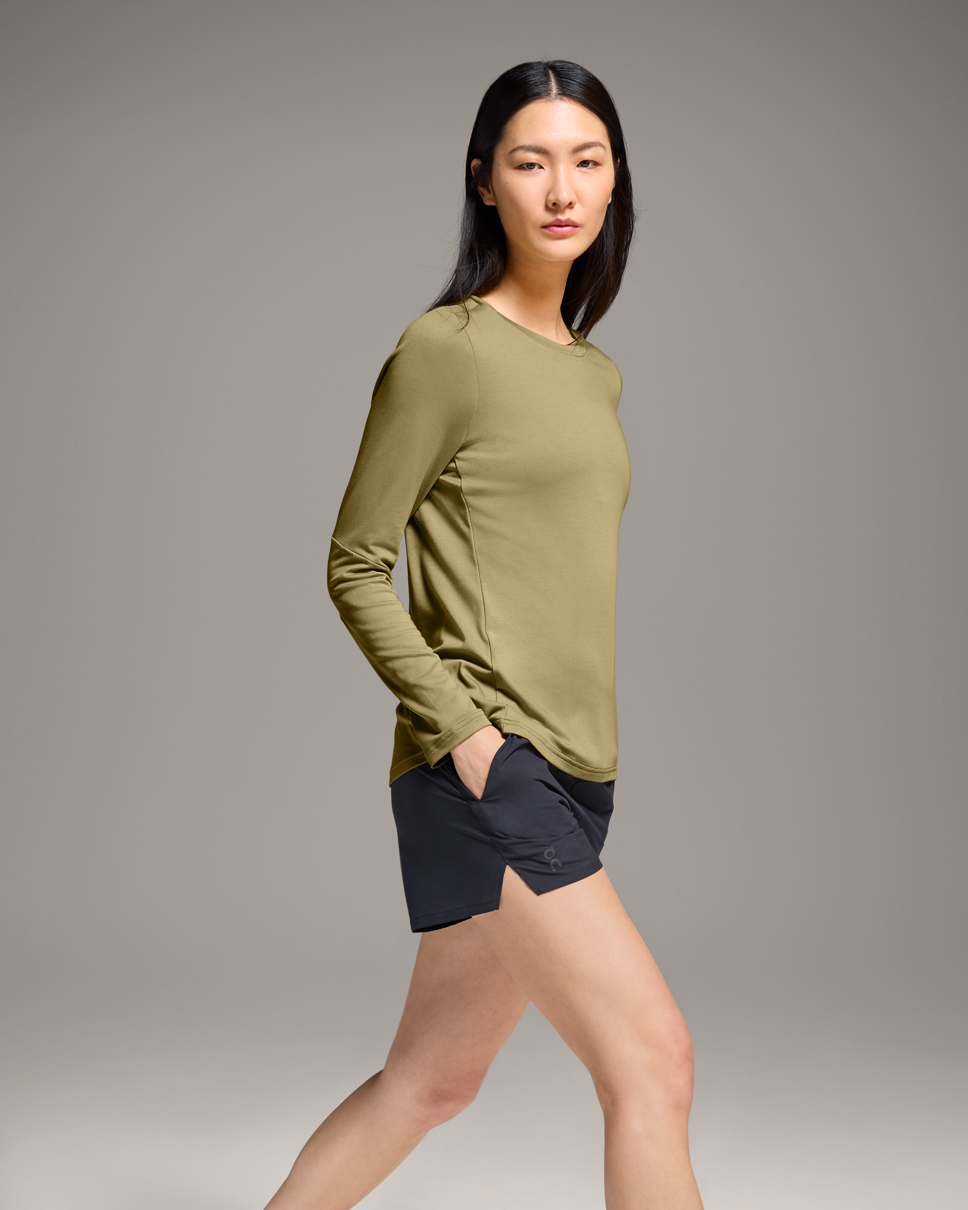 on focus long-t Safari (Women's)