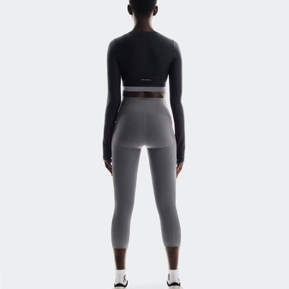On Train Long Sleeve Crop Black (Women'S)
