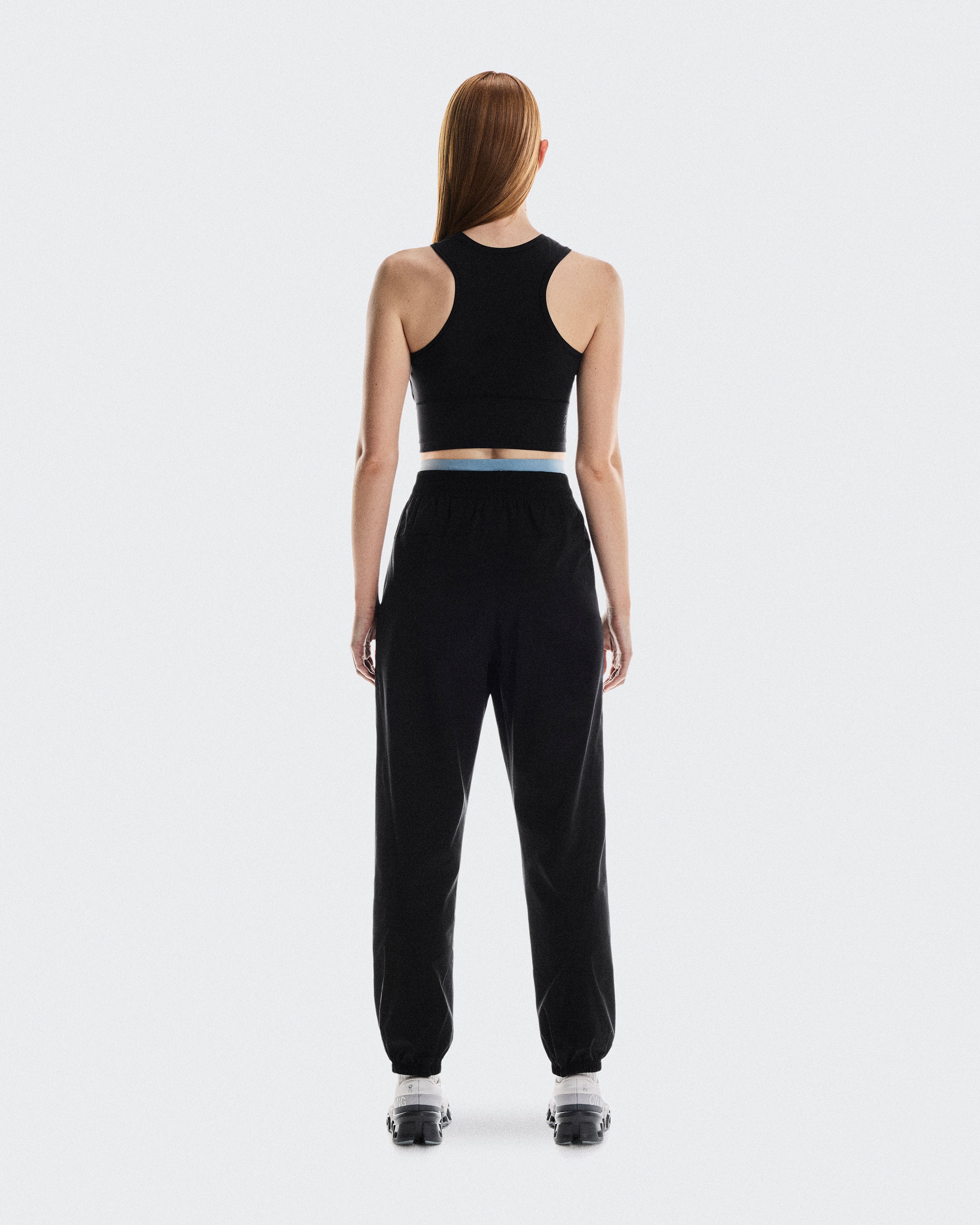 On Studio Crop Black (Women's)