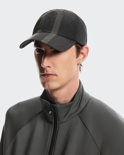 On On Cap Ikon Magnet | Black