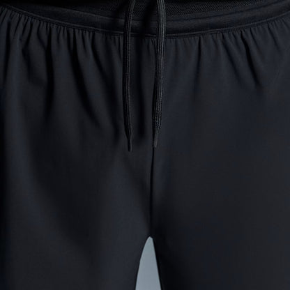 On 5" Performance 2/1 Shorts Black