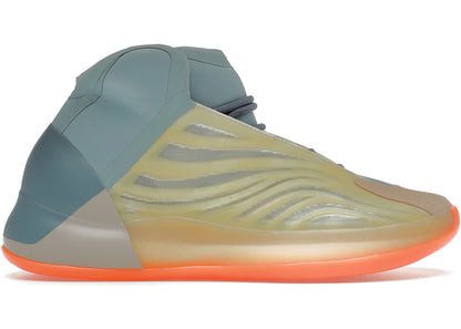 Adidas Yeezy QNTM Hi-Res Coral, front