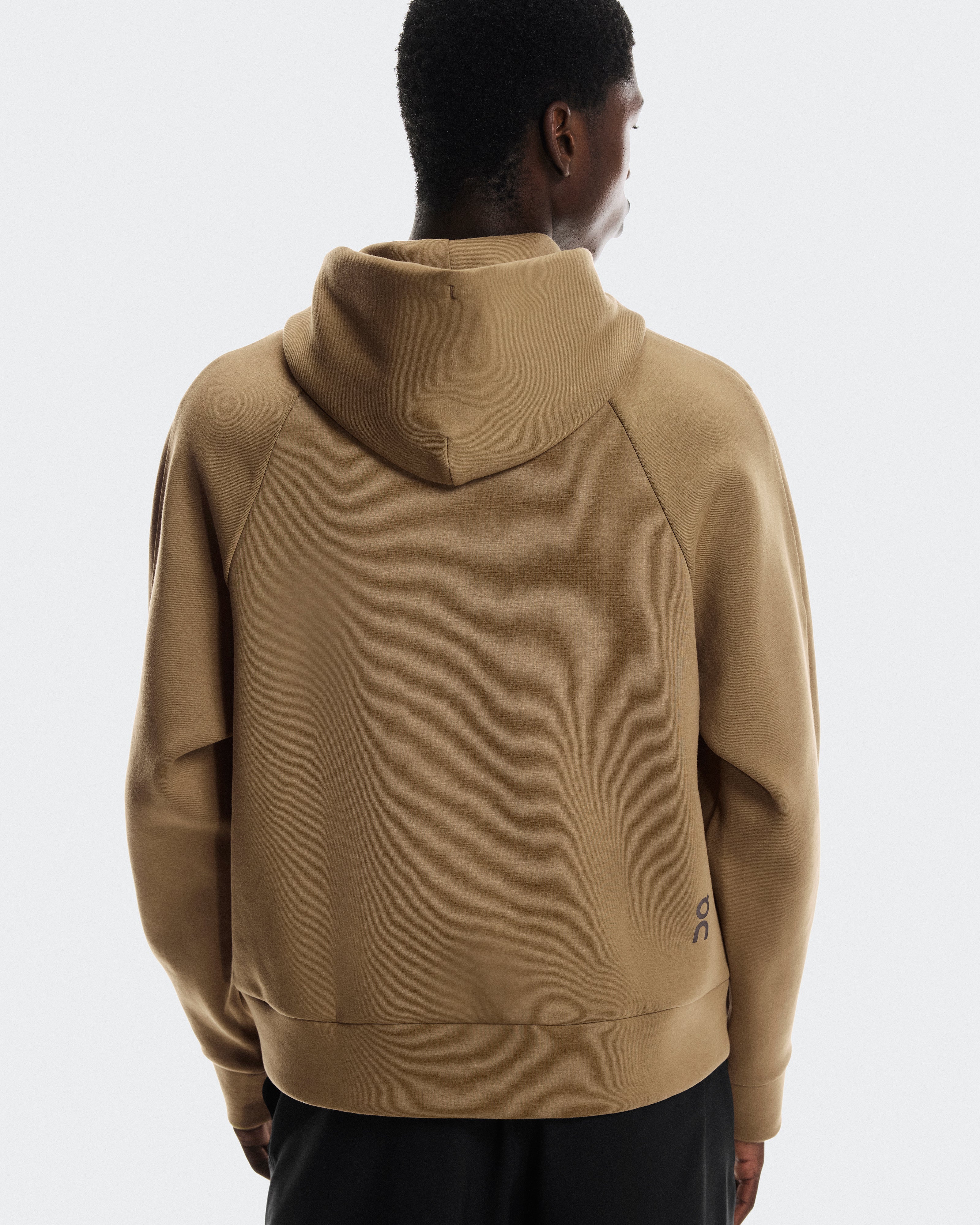 On Focus Tech Hoodie Nutmeg