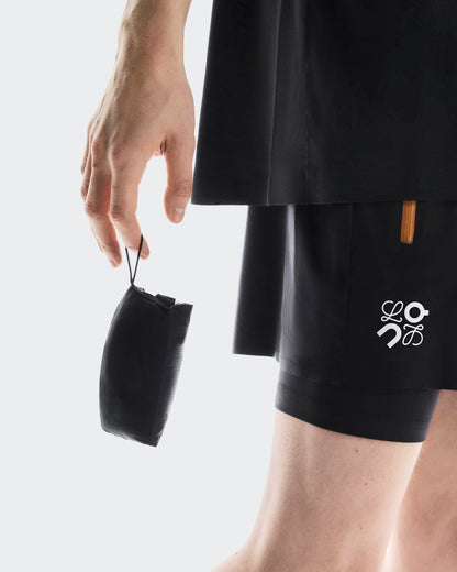 On Ultra Jacket Loewe Black