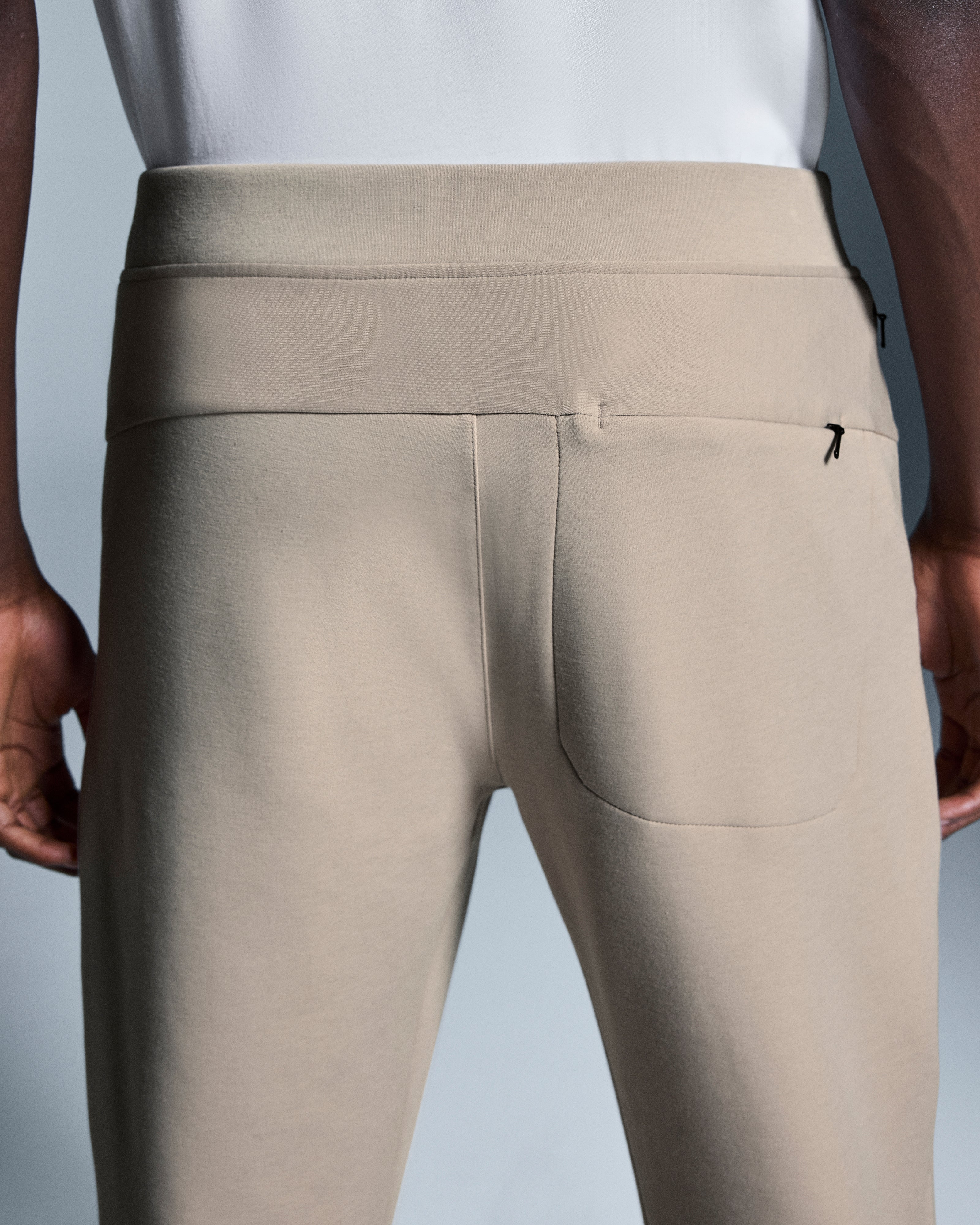 On Sweat Pants Desert