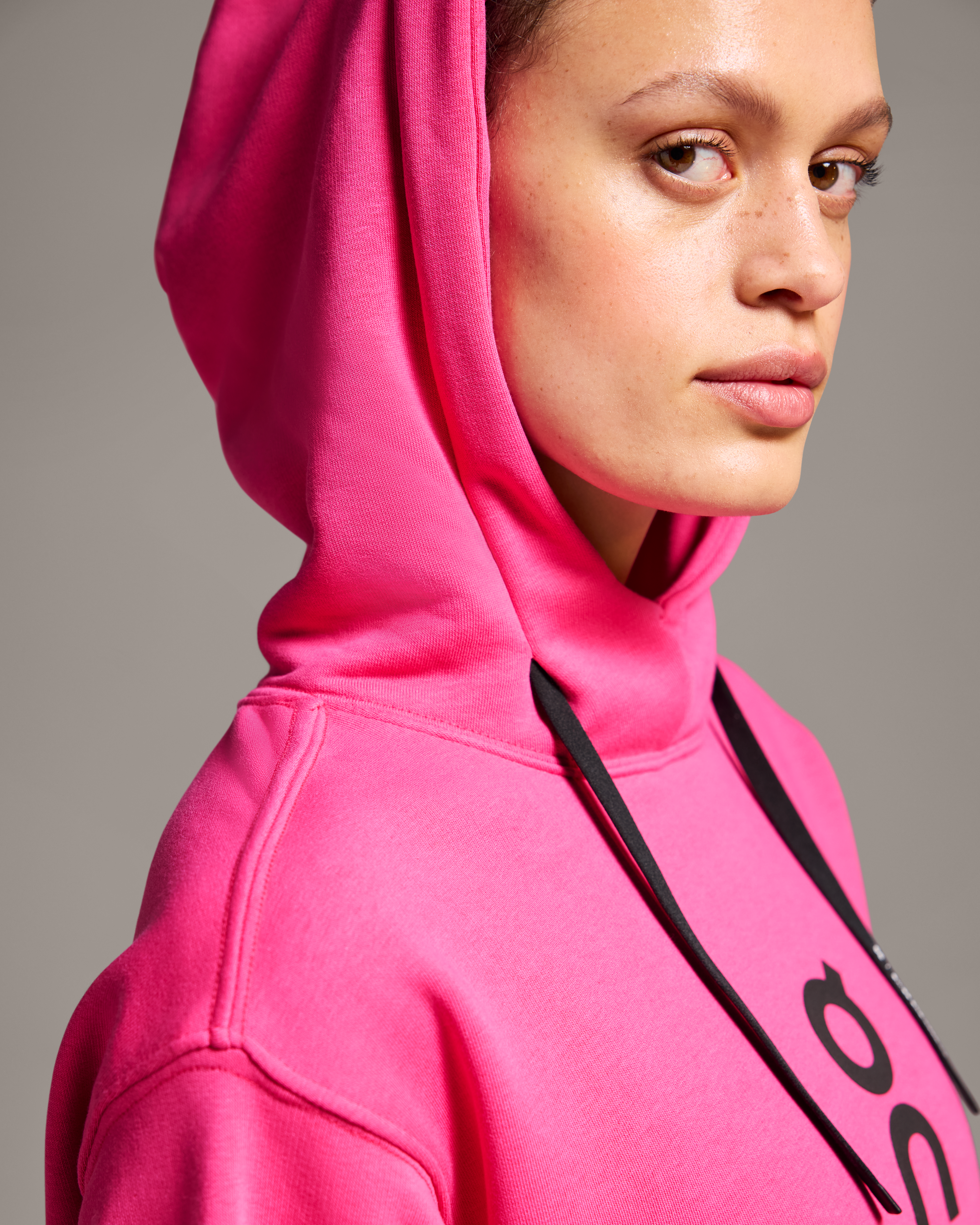 On Club Hoodie Pink (Women'S)