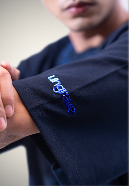 NAVY SILENT CREST TEE