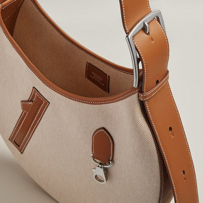  Hermes Arcon Bag Cru